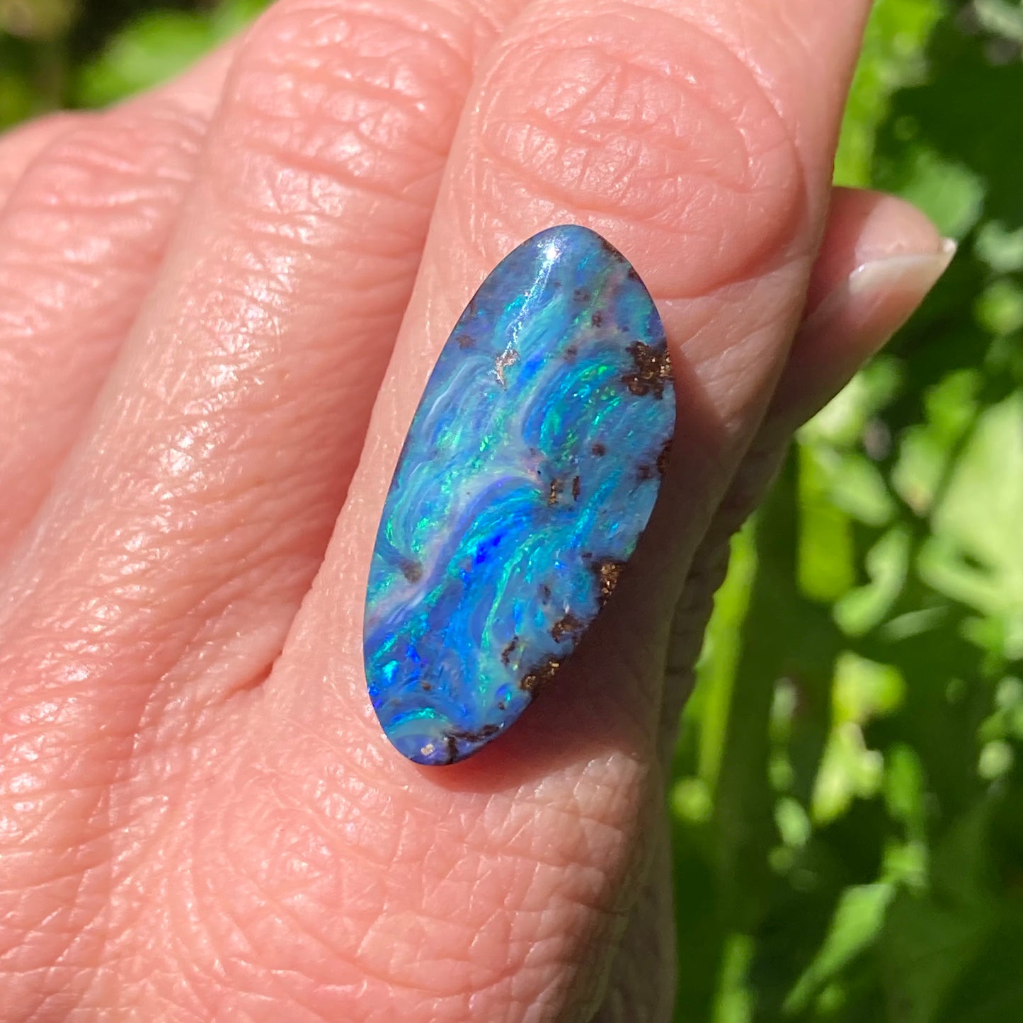 Statement Ocean Ripple Opal